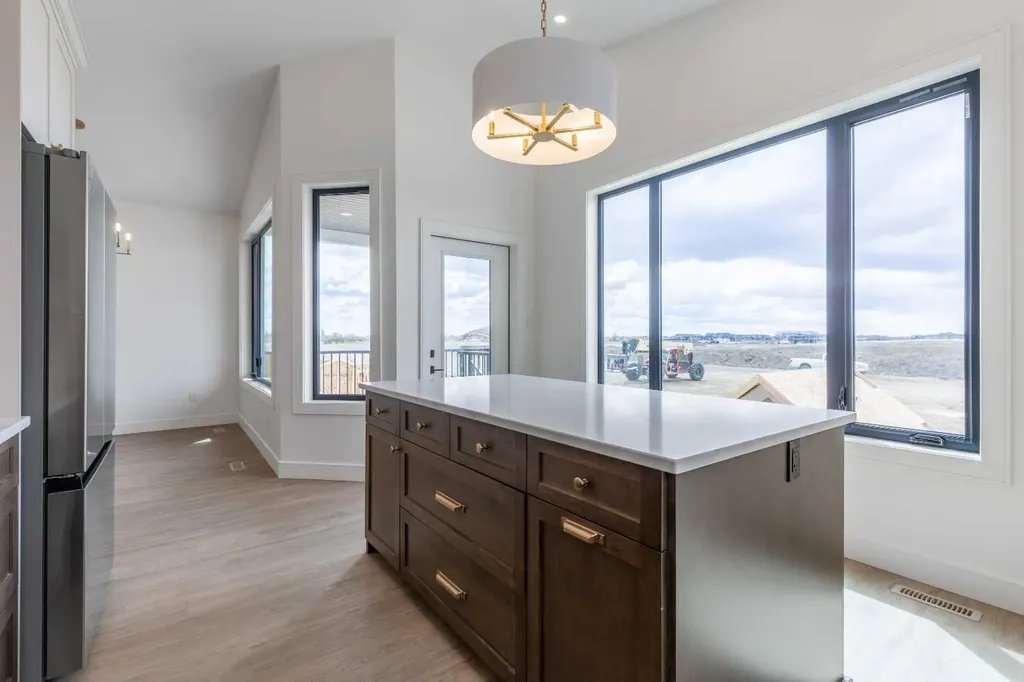 550 Malahat Green W Lethbridge AB T1J 5W4