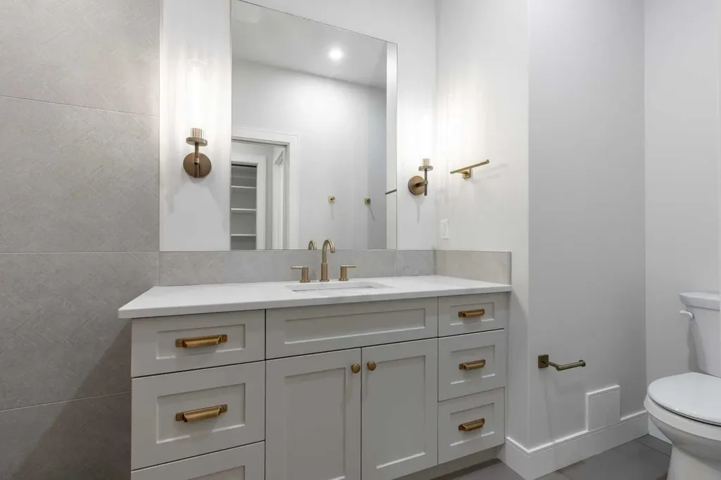 550 Malahat Green W Lethbridge AB T1J 5W4