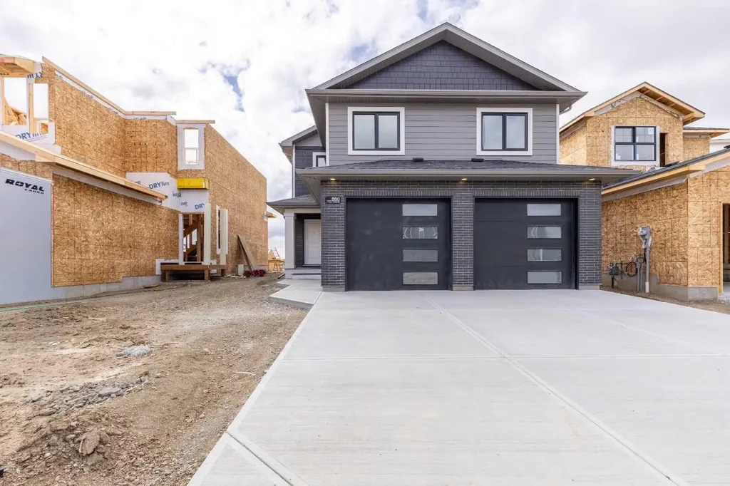 550 Malahat Green W Lethbridge AB T1J 5W4