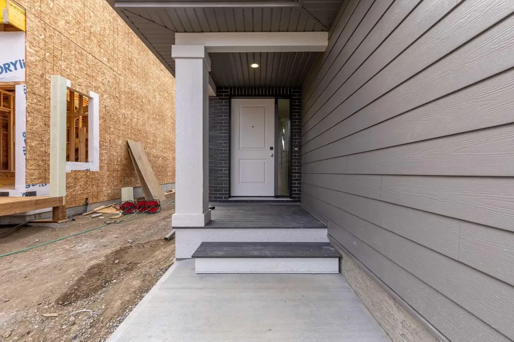 550 Malahat Green W Lethbridge AB T1J 5W4