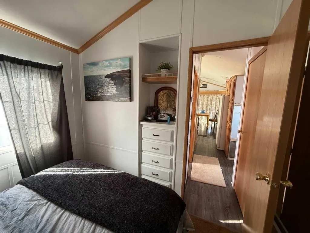 36 Roseglen Drive Rosemary AB T0J 2W0