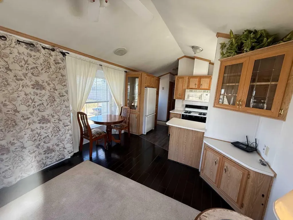 36 Roseglen Drive Rosemary AB T0J 2W0