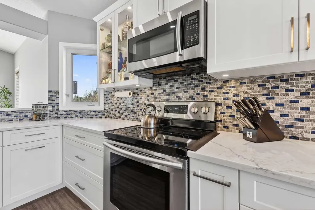 308 Cambridge Place Strathmore AB T1P 1S1