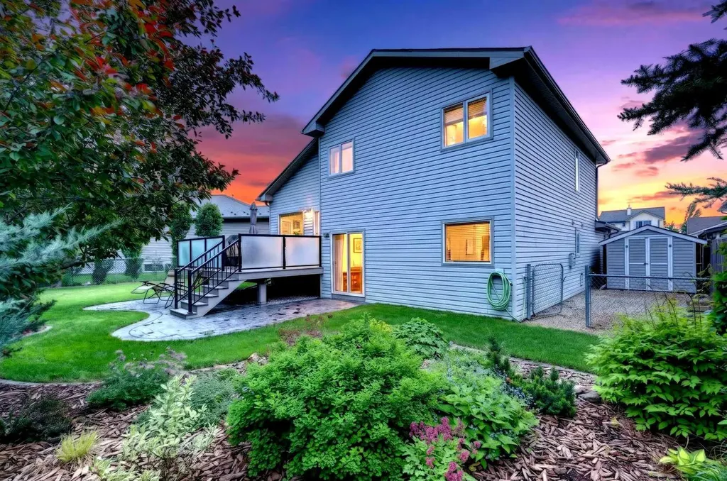 308 Cambridge Place Strathmore AB T1P 1S1
