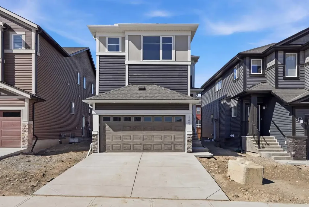 147 Homestead Circle NE Calgary AB T3J 5W1