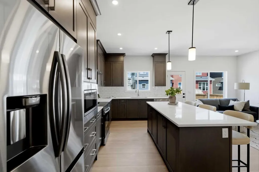 147 Homestead Circle NE Calgary AB T3J 5W1