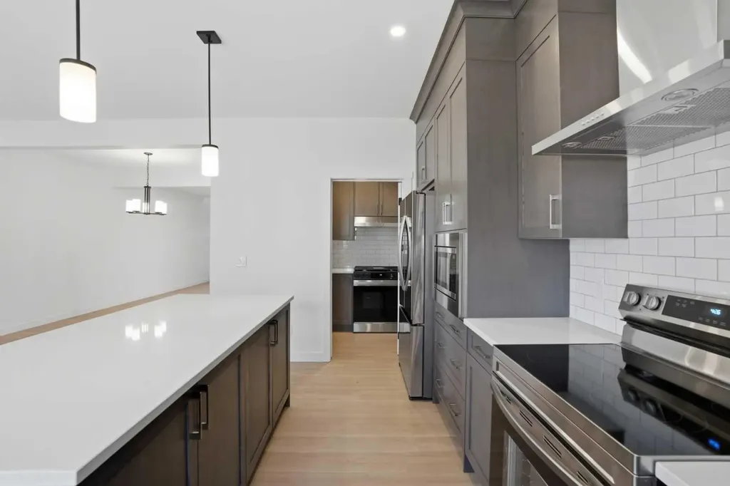 147 Homestead Circle NE Calgary AB T3J 5W1