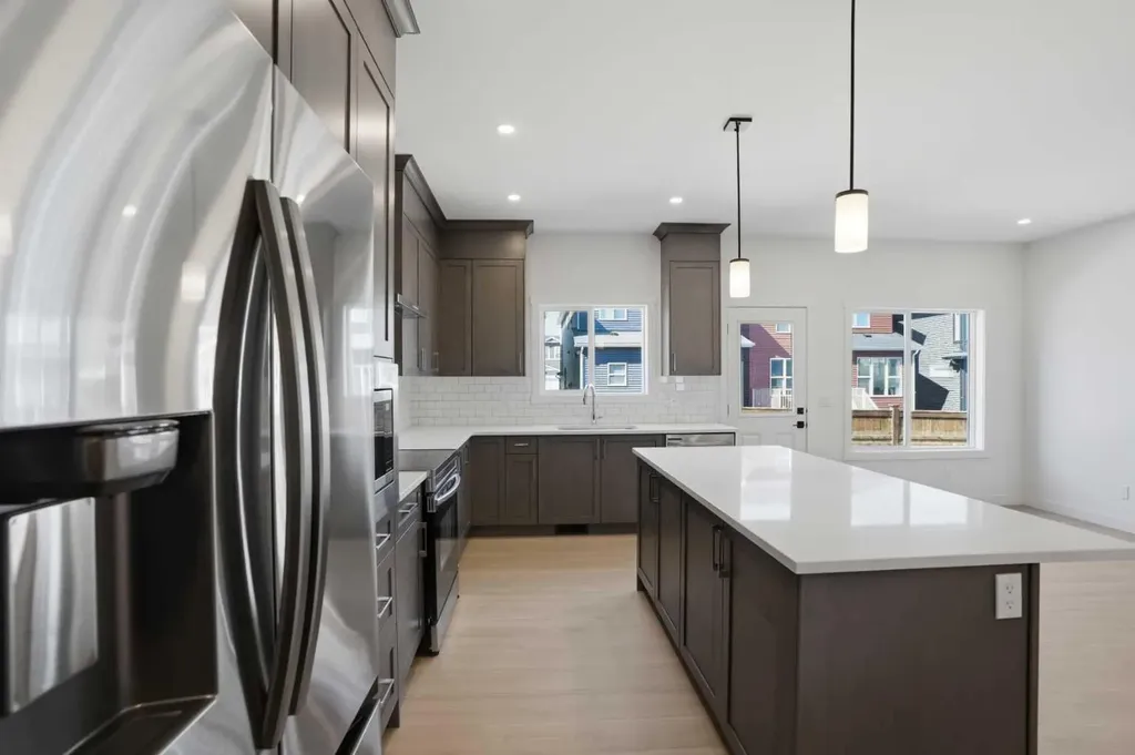 147 Homestead Circle NE Calgary AB T3J 5W1