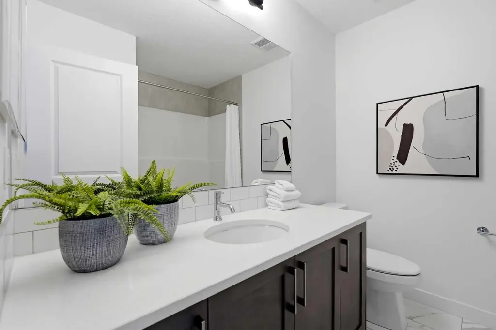 147 Homestead Circle NE Calgary AB T3J 5W1