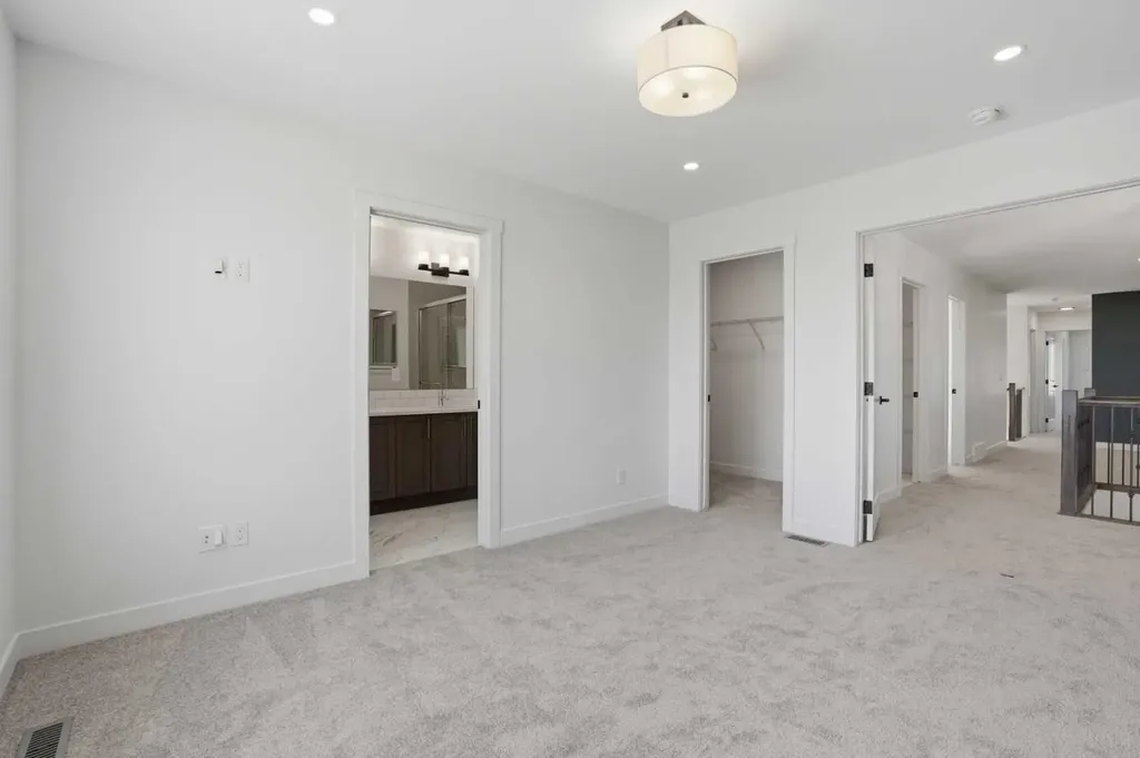 147 Homestead Circle NE Calgary AB T3J 5W1