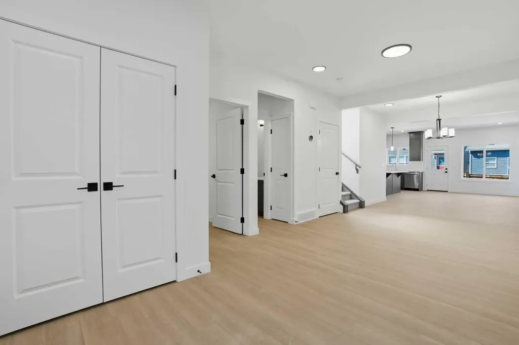 147 Homestead Circle NE Calgary AB T3J 5W1