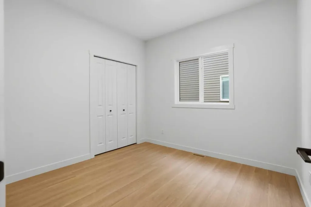 147 Homestead Circle NE Calgary AB T3J 5W1