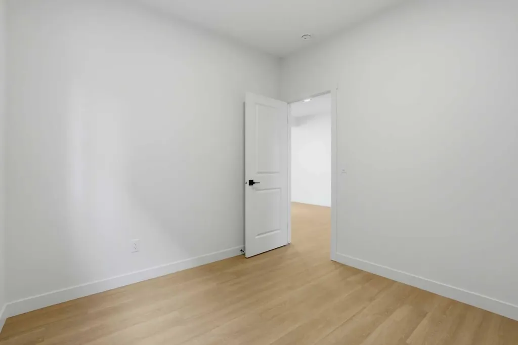 147 Homestead Circle NE Calgary AB T3J 5W1