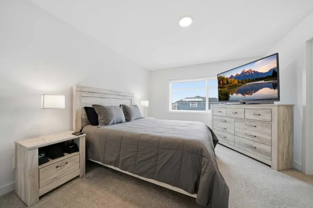 171 Wolf Creek Avenue SE Calgary AB T2X 4V1