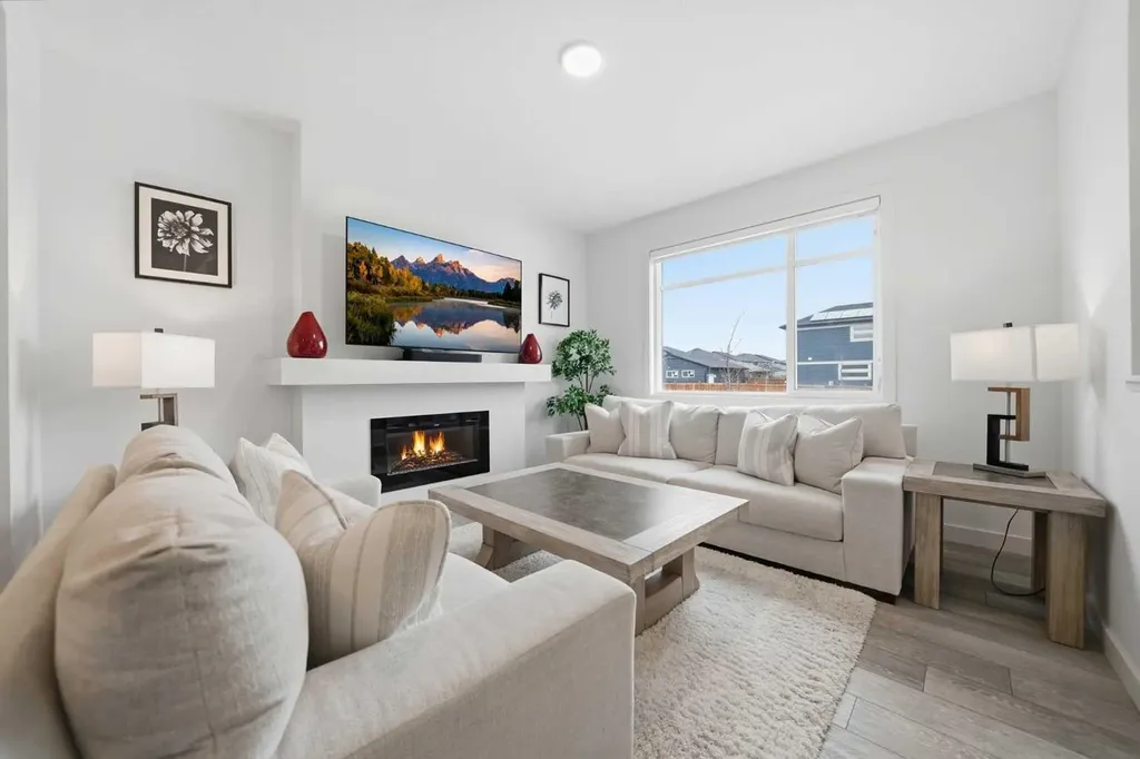 171 Wolf Creek Avenue SE Calgary AB T2X 4V1