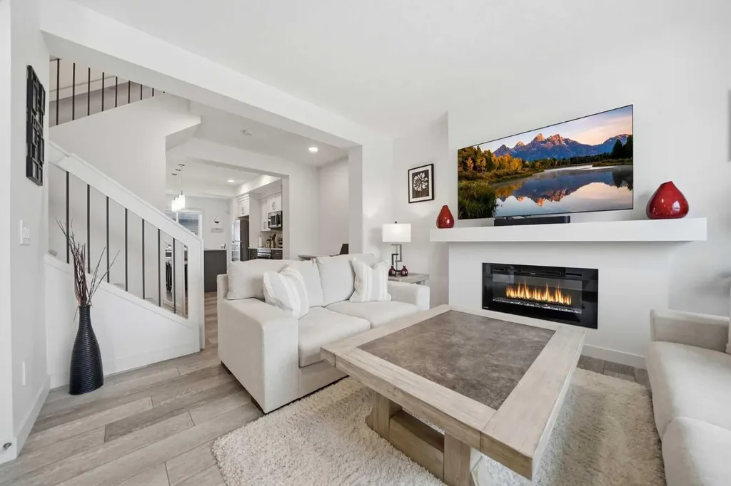 171 Wolf Creek Avenue SE Calgary AB T2X 4V1