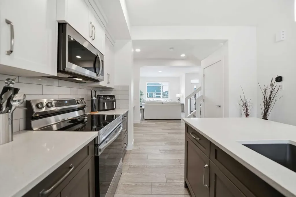 171 Wolf Creek Avenue SE Calgary AB T2X 4V1