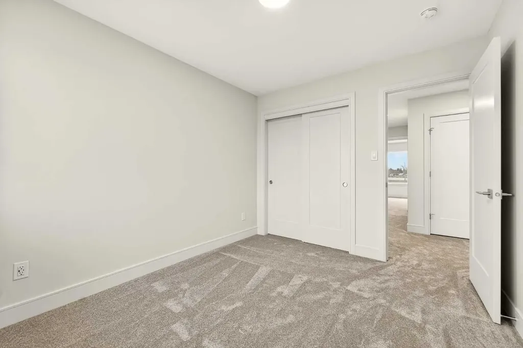 2541 16 Avenue N Coaldale AB T1M 0G7