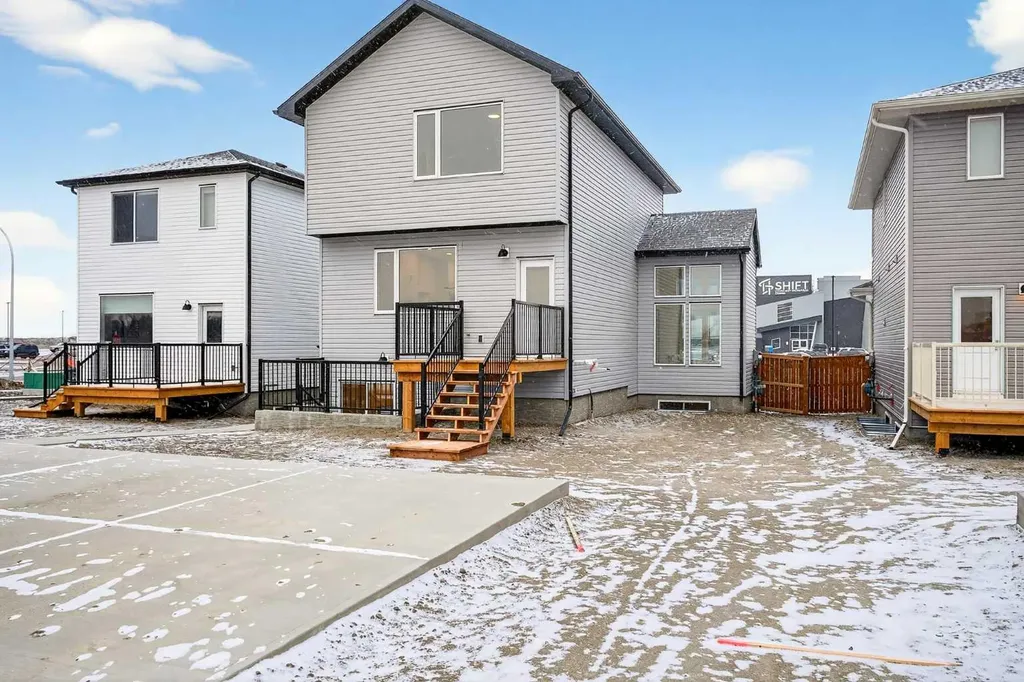 2541 16 Avenue N Coaldale AB T1M 0G7