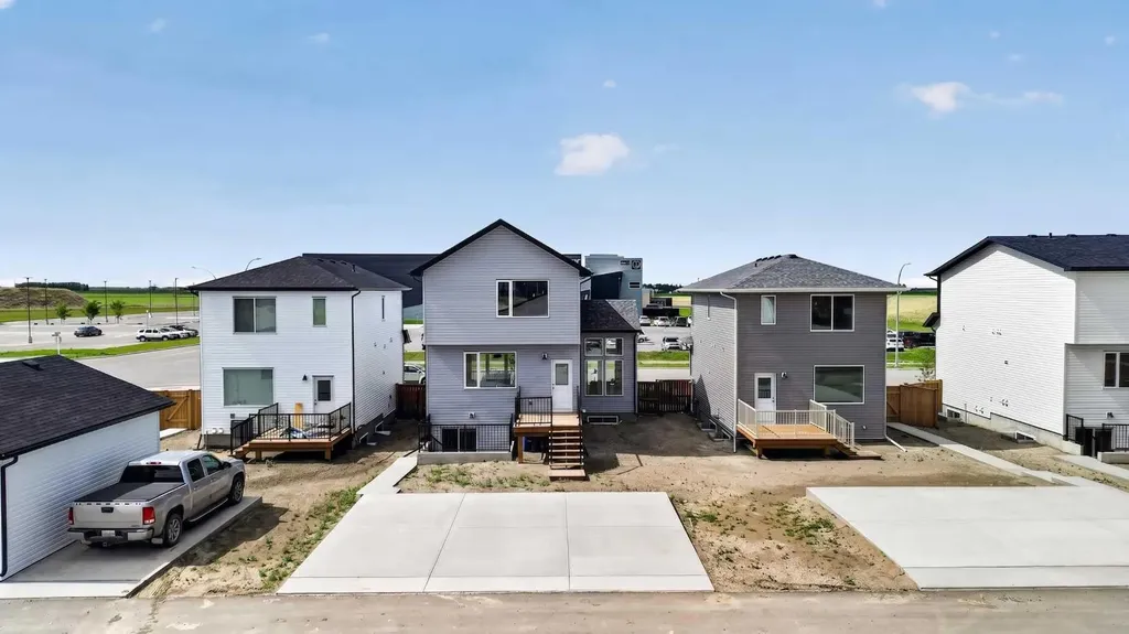 2541 16 Avenue N Coaldale AB T1M 0G7