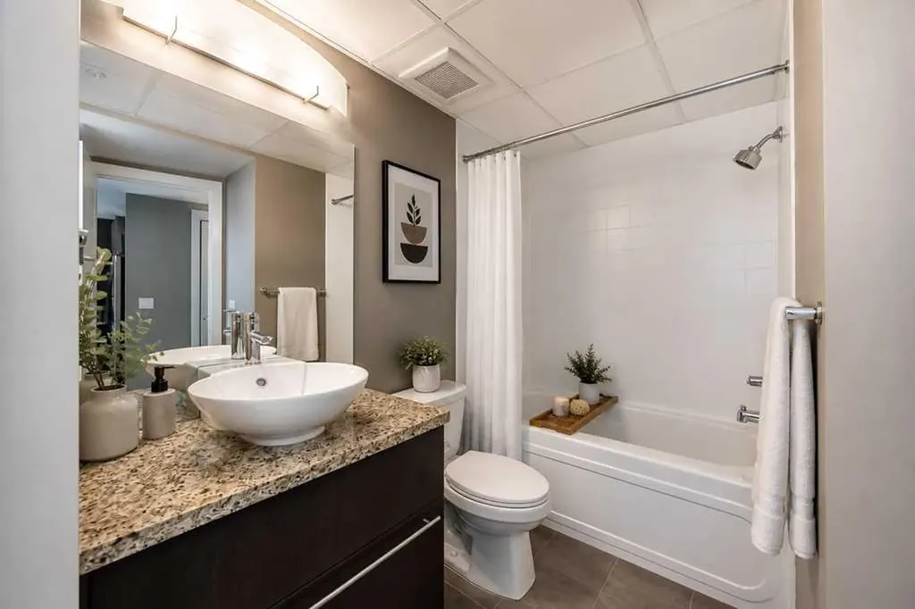 215 13 Avenue SW Calgary AB T2R0V6