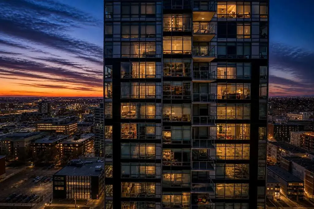 215 13 Avenue SW Calgary AB T2R0V6