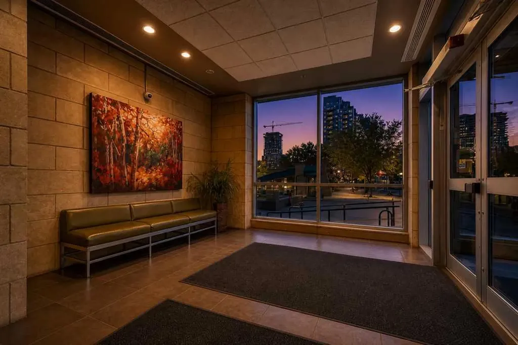 215 13 Avenue SW Calgary AB T2R0V6
