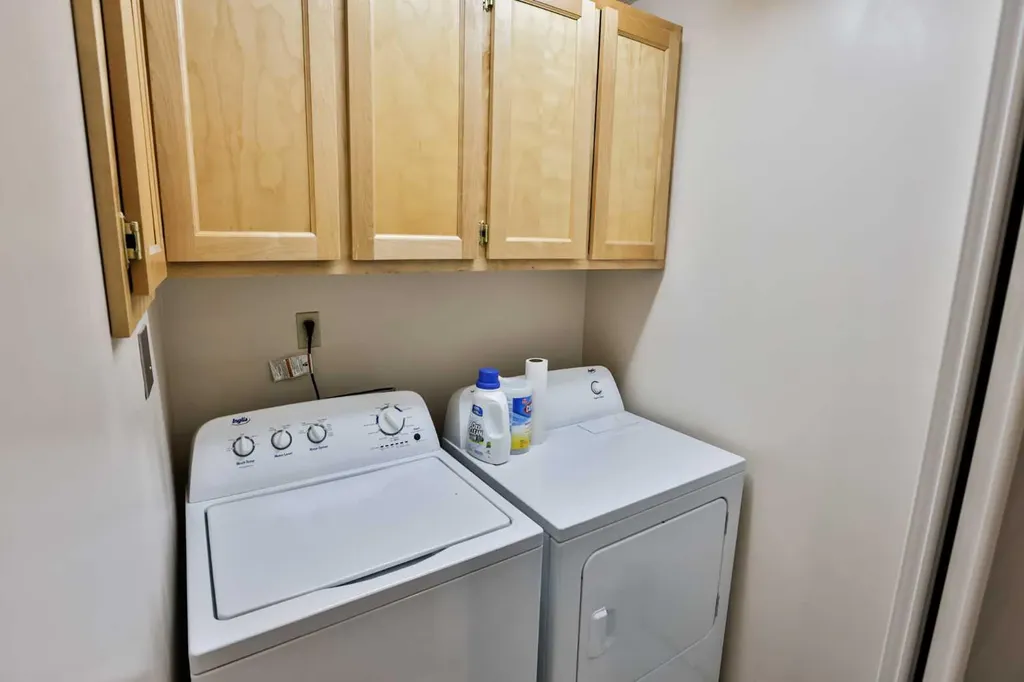 2207 8 Avenue S Lethbridge AB T1J 4G1