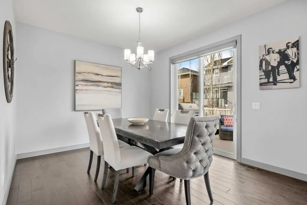 229 Stonemere Bay Chestermere AB T1X 0S1