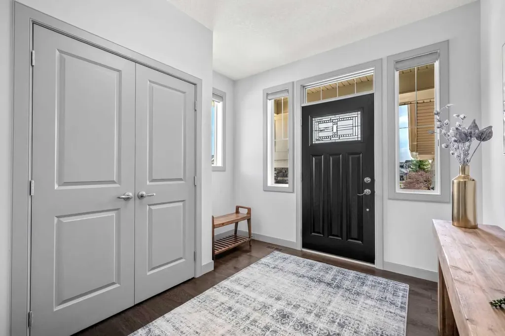 229 Stonemere Bay Chestermere AB T1X 0S1