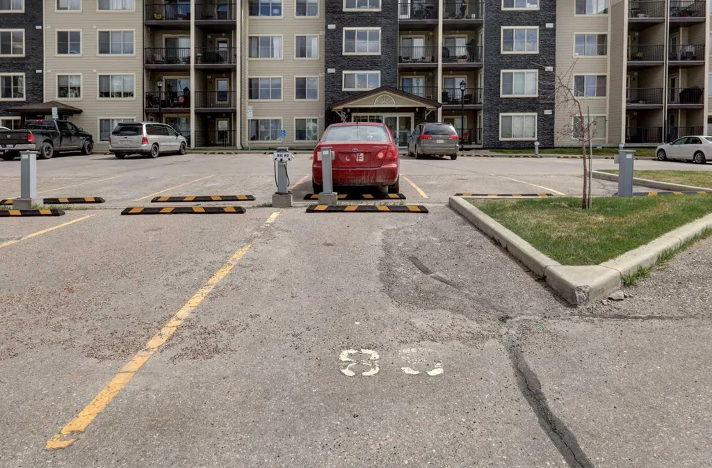 625 Glenbow Drive Cochrane AB T4C 0S7