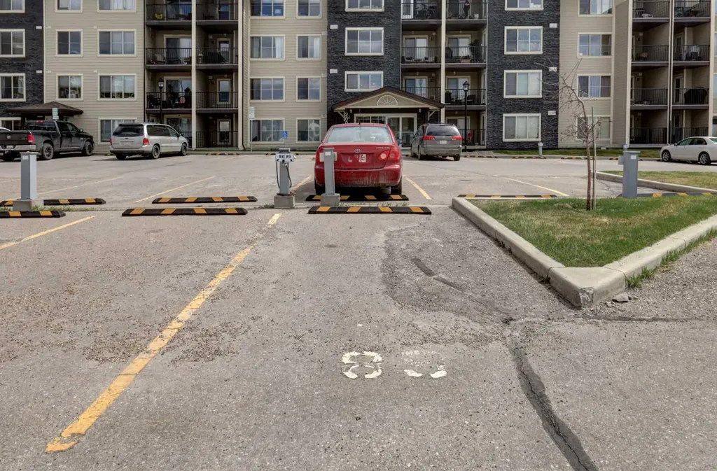 625 Glenbow Drive Cochrane AB T4C 0S7