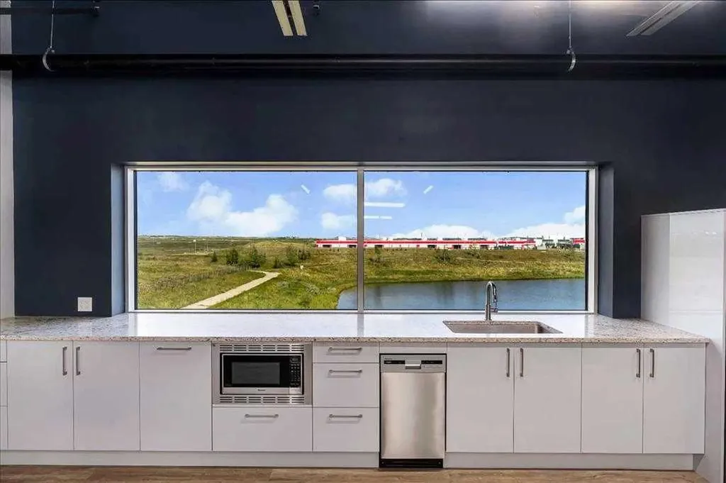 1750 120 Avenue NE Calgary AB T3K 2G3