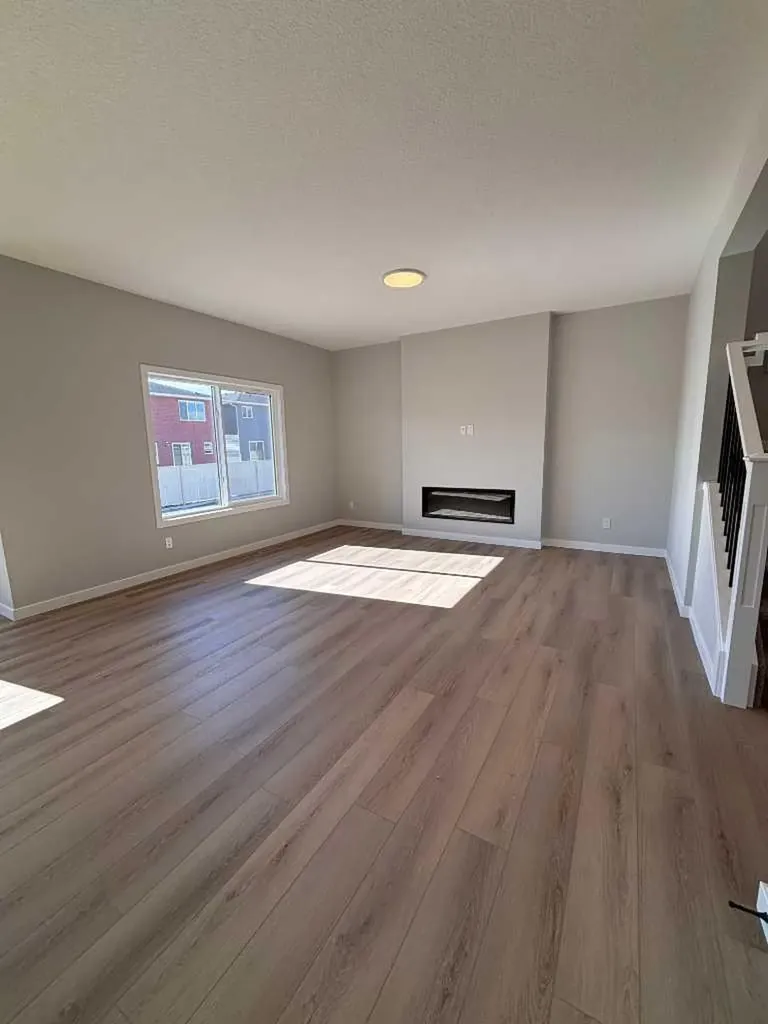 475 Baywater Green SW Airdrie AB T4B 5R6