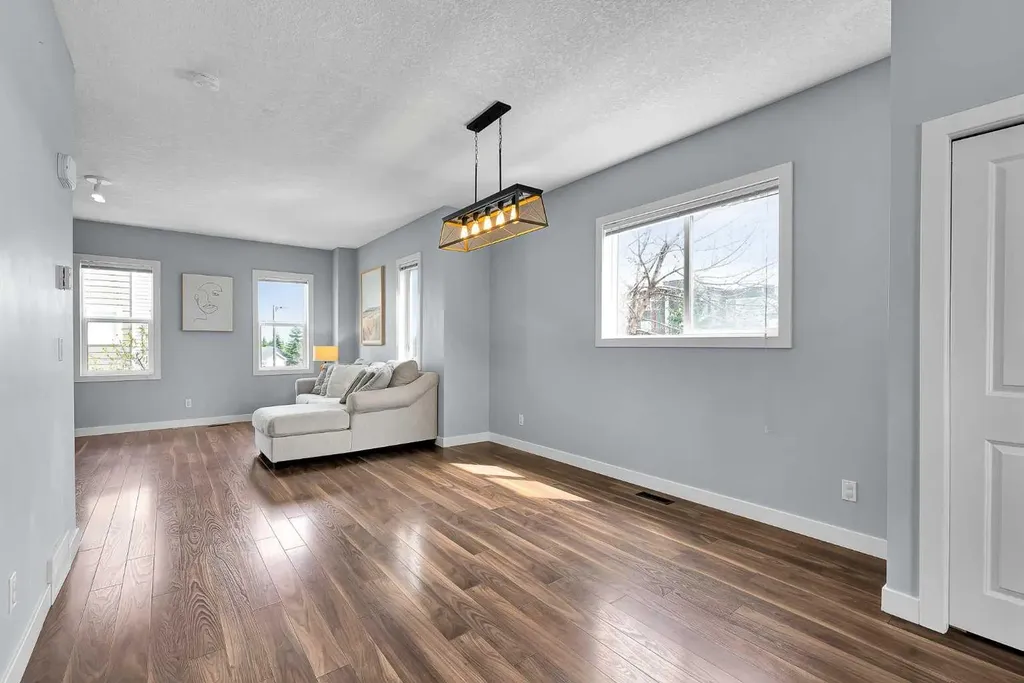 359 Silverado Common SW Calgary AB T2X 0S4