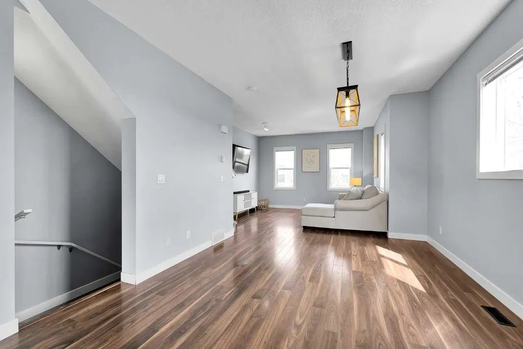 359 Silverado Common SW Calgary AB T2X 0S4