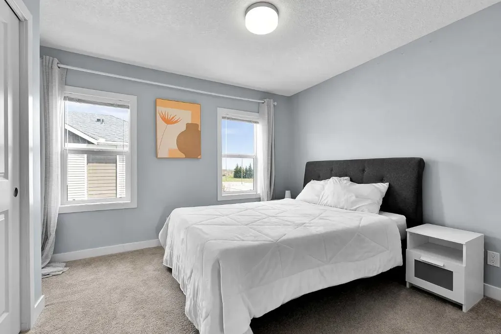 359 Silverado Common SW Calgary AB T2X 0S4