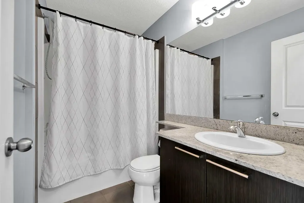 359 Silverado Common SW Calgary AB T2X 0S4