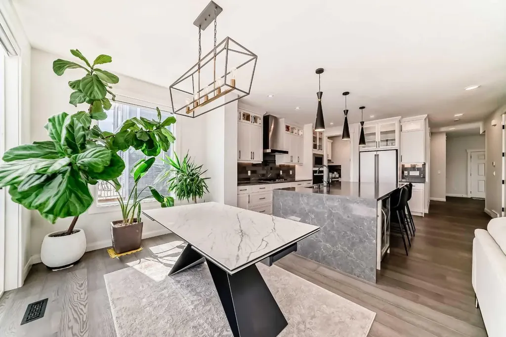 219 Chelsea Park Chestermere AB T1X 2T3