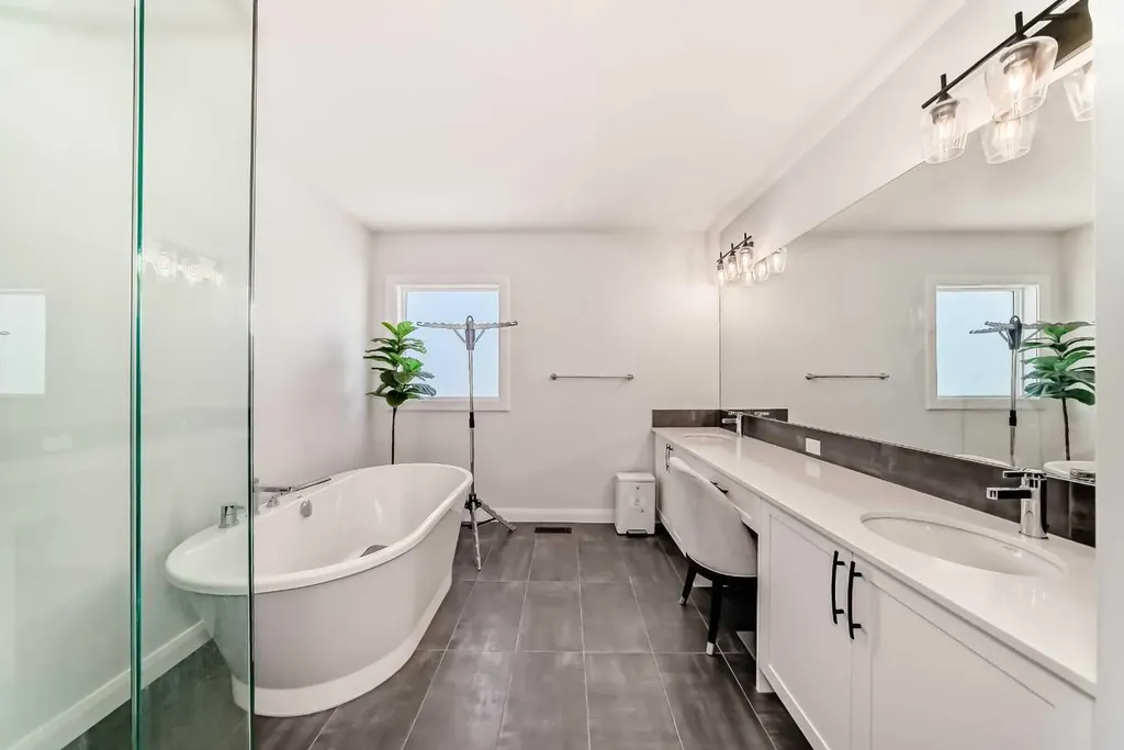 219 Chelsea Park Chestermere AB T1X 2T3