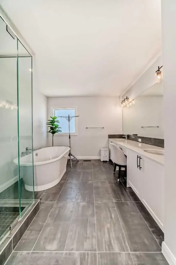 219 Chelsea Park Chestermere AB T1X 2T3