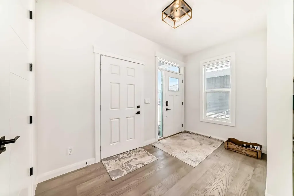 219 Chelsea Park Chestermere AB T1X 2T3