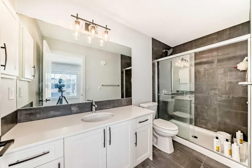 219 Chelsea Park Chestermere AB T1X 2T3