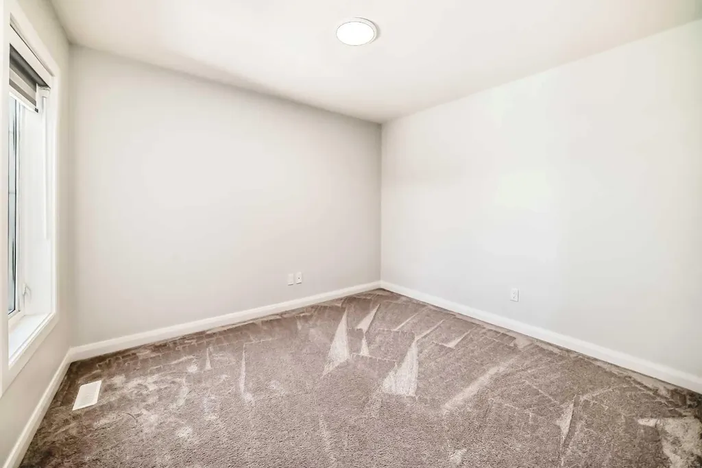 219 Chelsea Park Chestermere AB T1X 2T3