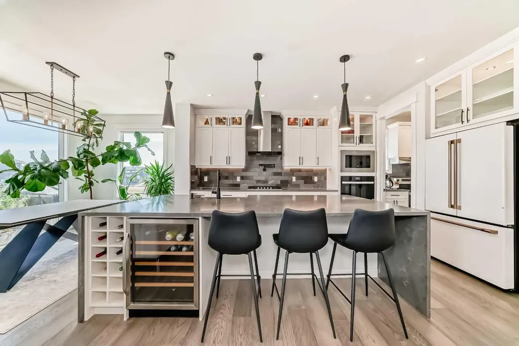 219 Chelsea Park Chestermere AB T1X 2T3