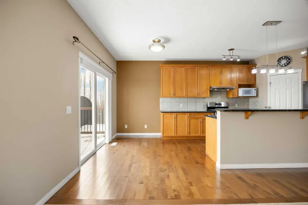 65 Panora Way NW Calgary AB T3K 0R4