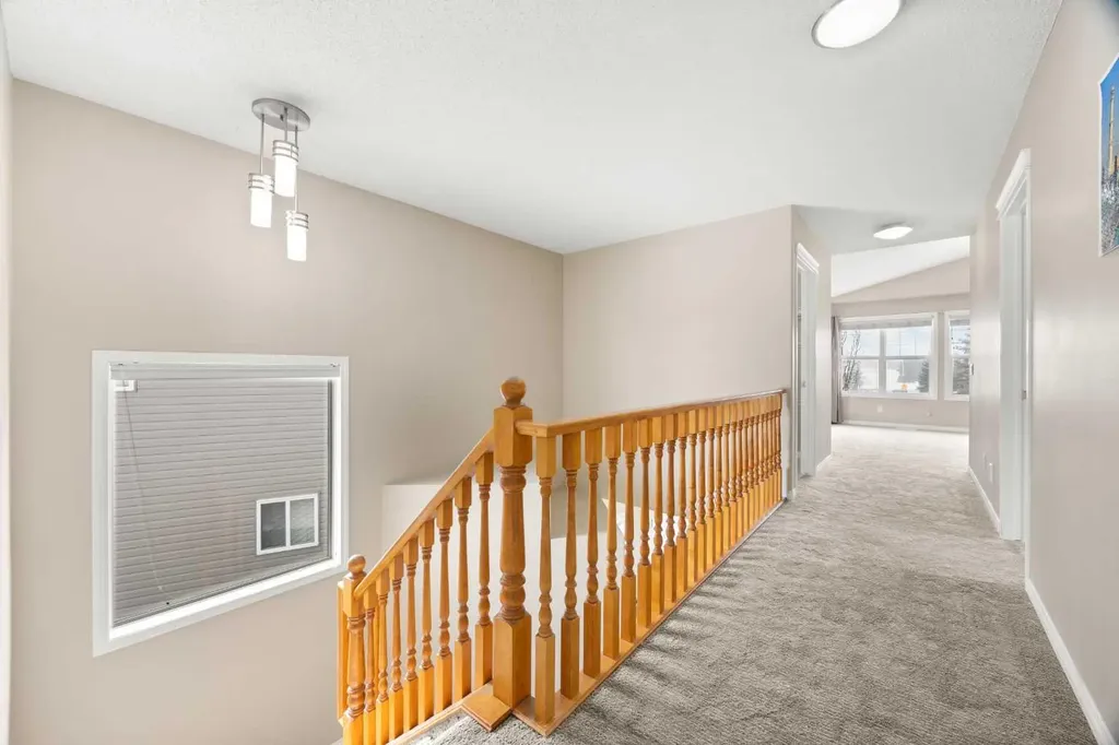 65 Panora Way NW Calgary AB T3K 0R4