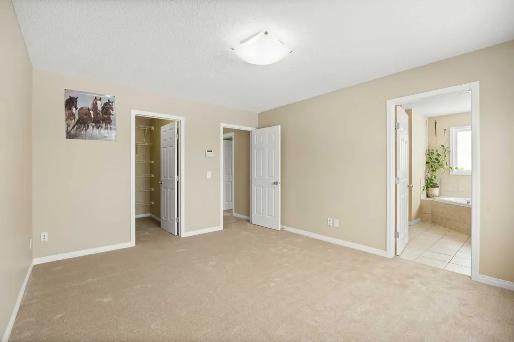 65 Panora Way NW Calgary AB T3K 0R4