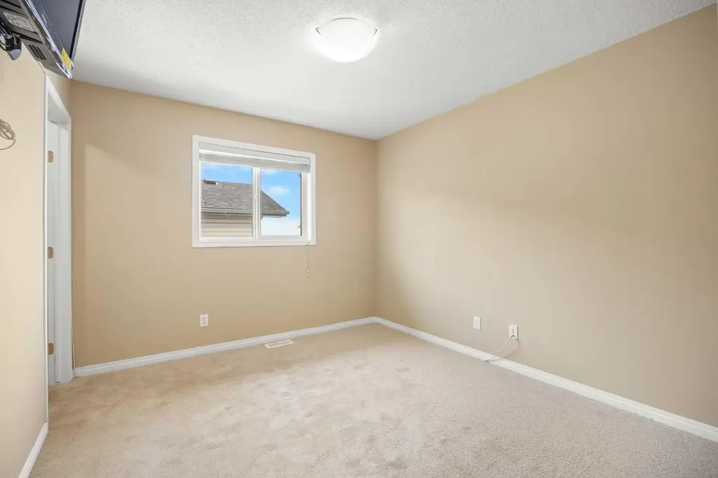 65 Panora Way NW Calgary AB T3K 0R4