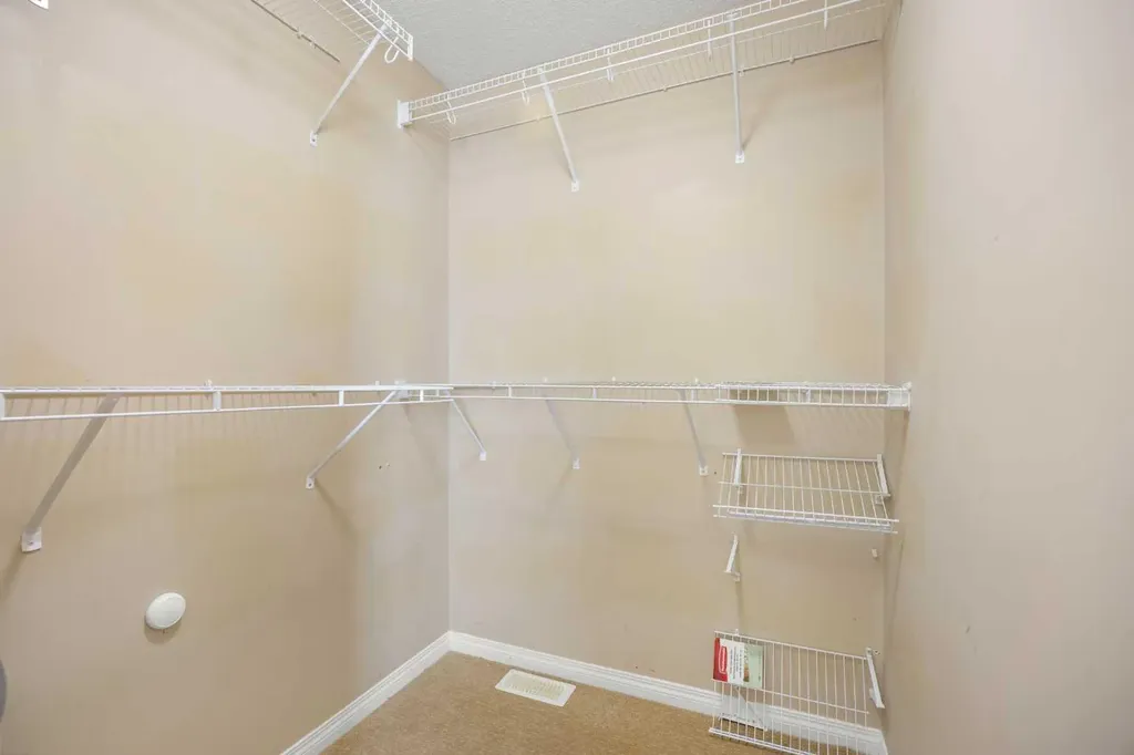 65 Panora Way NW Calgary AB T3K 0R4